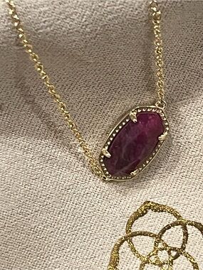 Kendra Scott Gold Elaina Adjustable slide Bracelet with Red Burgundy Stone